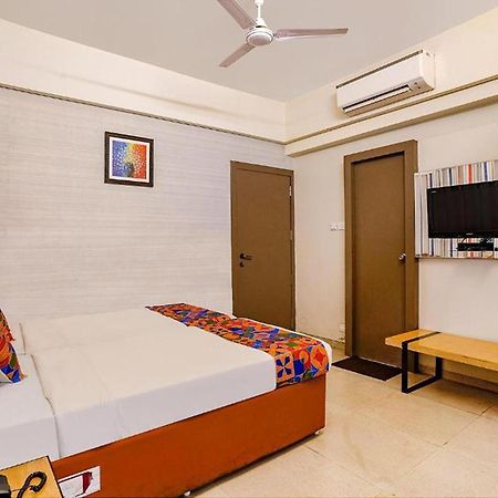 Hotel Gargi Deluxe 浦那 外观 照片