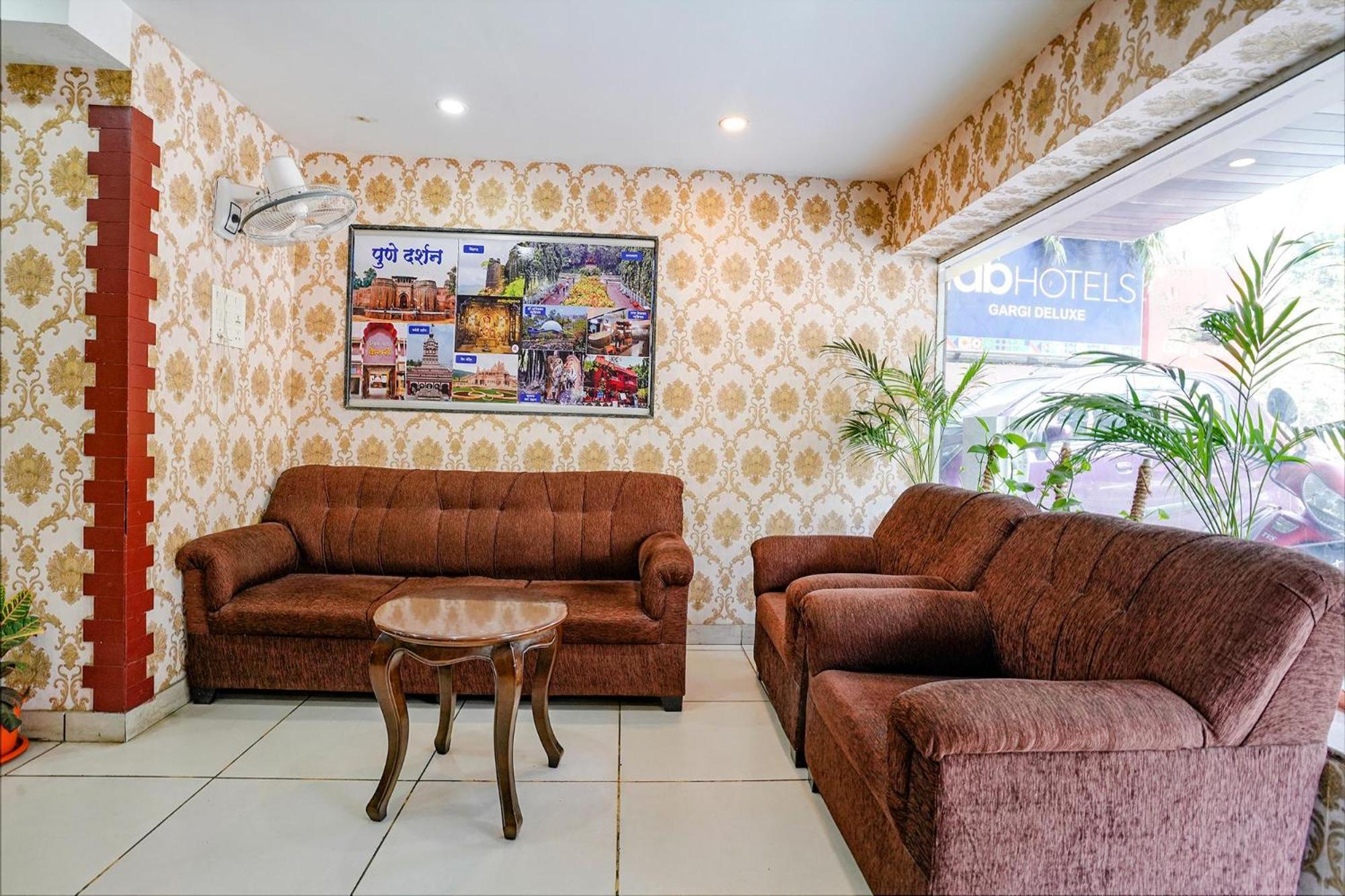 Hotel Gargi Deluxe 浦那 外观 照片